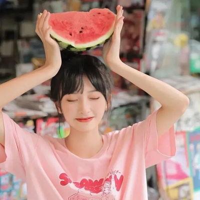 娱乐吃瓜群头像图片女生,揭秘娱乐吃瓜群中的时尚女神